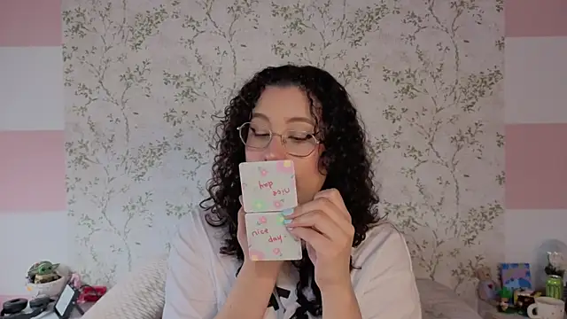 Charlotte  Miller online show from 5, 4, 2026