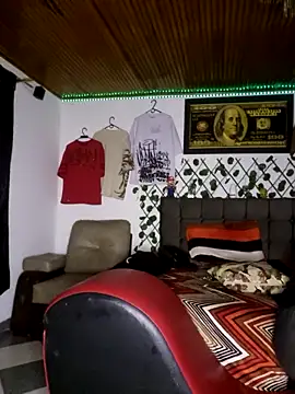 Snapshot of MILLER-LOVE chatting on 10, 1, 2025 MILLER-LOVE online show from 10, 1, 2025