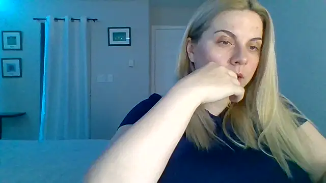 HappyIva online show from 10, 11, 2025