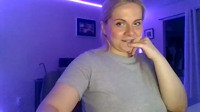 HappyIva online show from 1, 12, 2025