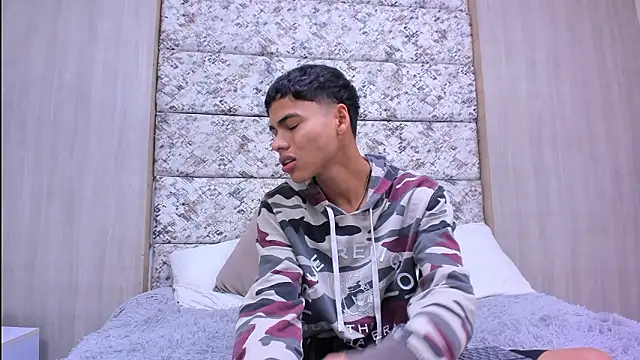 adam piarse01 online show from 9, 2, 2026