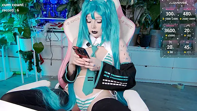 cutelittlepuff online show from 7, 3, 2026