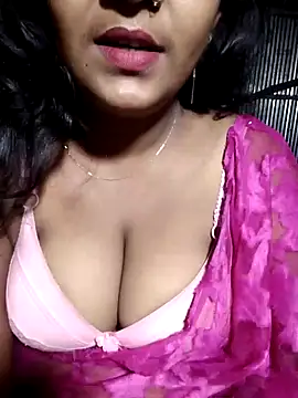Snapshot of YERY_HOT chatting on 8, 2, 2025 YERY HOT online show from 8, 2, 2025