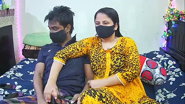 Hot Nila online show from 15, 2, 2026