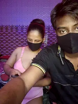 Hot Nila online show from 17, 5, 2026