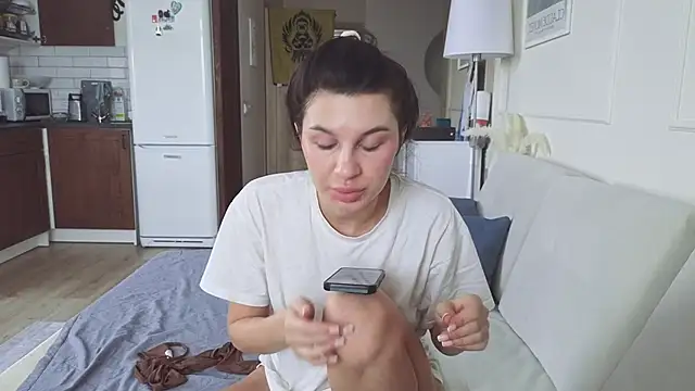 KristineEsme online show from 13, 2, 2026