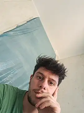 twooloverss online show from 20, 3, 2026