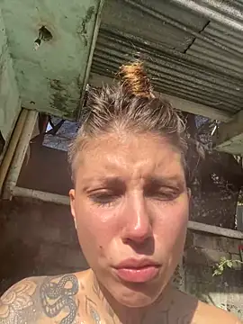 Izy cute  online show from 29, 1, 2025