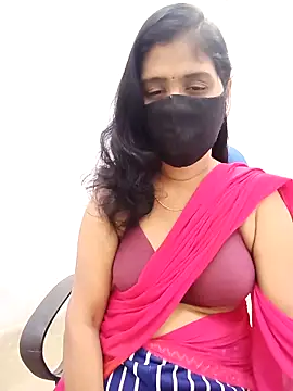 Lucky-Deepthi online show from 19, 11, 2025