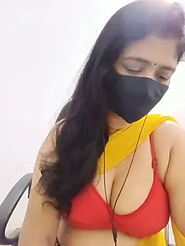 Snapshot of Lucky-Deepthi chatting on 26, 7, 2026 Lucky-Deepthi online show from 26, 7, 2026