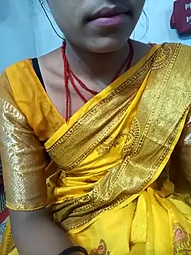 Snapshot of Amaya_Bajwa chatting on 5, 3, 2025 Amaya Bajwa online show from 5, 3, 2025