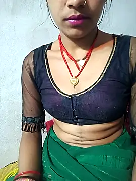 Snapshot of Amaya_Bajwa chatting on 6, 3, 2025 Amaya Bajwa online show from 6, 3, 2025