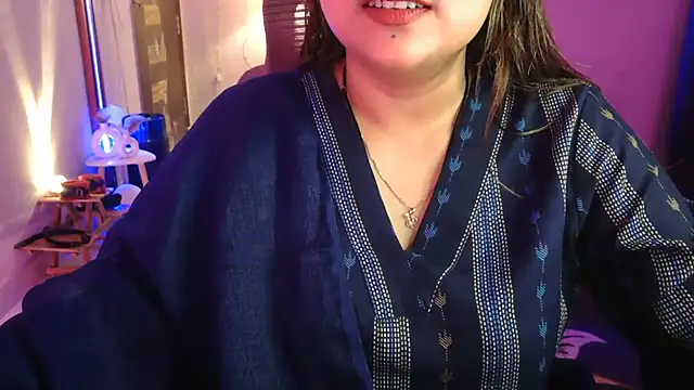 Snapshot of Mitikaa chatting on 9, 5, 2026 Mitikaa online show from 9, 5, 2026