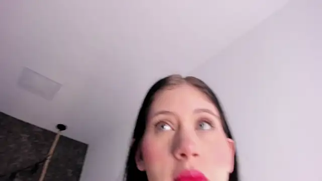 sara  jones gh online show from 19, 2, 2026