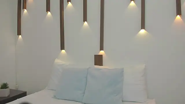 Snapshot of antonella_cutie_ chatting on 5, 2, 2025 antonella cutie online show from 5, 2, 2025