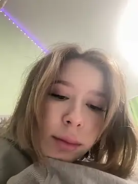 Snapshot of Alexandria_Balenciaga chatting on 16, 3, 2025 Alexandria Balenciaga online show from 16, 3, 2025