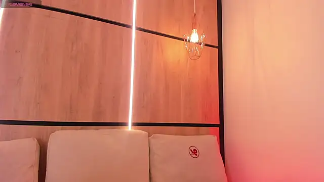 ashlyn parker online show from 8, 10, 2025