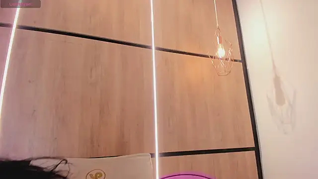 ashlyn parker online show from 3, 2, 2026