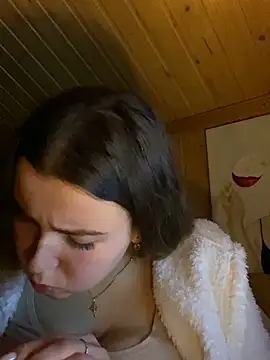 Snapshot of mewKate chatting on 9, 3, 2026 mewKate online show from 9, 3, 2026
