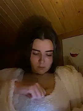 Snapshot of mewKate chatting on 12, 3, 2026 mewKate online show from 12, 3, 2026