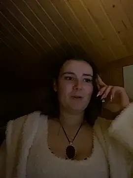 Snapshot of mewKate chatting on 29, 4, 2026 mewKate online show from 29, 4, 2026