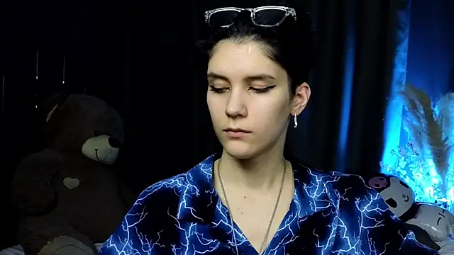 Snapshot of Hyeon_Jin chatting on 13, 3, 2025 Hyeon Jin online show from 13, 3, 2025