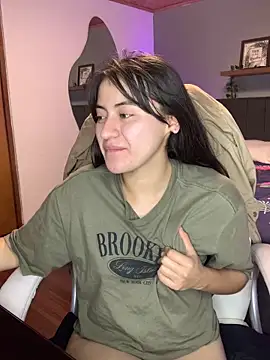 Snapshot of Camila_pinkk chatting on 28, 2, 2025 Camila pinkk online show from 28, 2, 2025