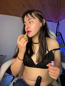 Snapshot of Camila_pinkk chatting on 7, 11, 2025 Camila pinkk online show from 7, 11, 2025