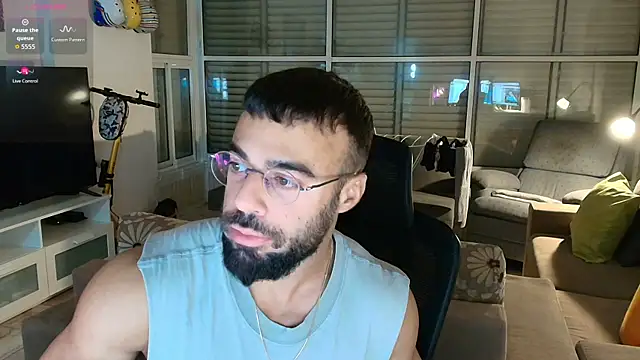 Snapshot of todddantes25 chatting on 4, 4, 2026 todddantes25 online show from 4, 4, 2026