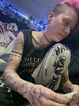 trashbrat online show from 1, 4, 2026