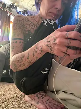 trashbrat online show from 1, 4, 2026