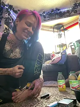 trashbrat online show from 25, 4, 2026