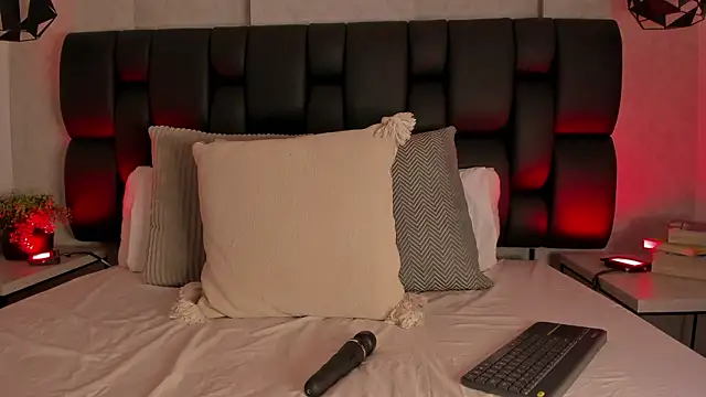 Snapshot of Blue_Angell chatting on 12, 2, 2026 Blue Angell online show from 12, 2, 2026