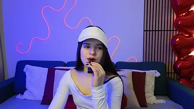 Harleen Moore online show from 13, 2, 2025