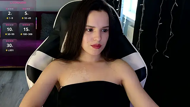 Snapshot of Harleen_Moore chatting on 20, 7, 2026 Harleen Moore online show from 20, 7, 2026