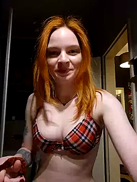 IceFoxy online show from 30, 1, 2025