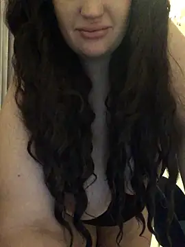 Snapshot of VikiiStoun chatting on 23, 2, 2025 VikiiStoun online show from 23, 2, 2025