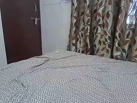 Snapshot of karishma_kappur chatting on 29, 1, 2025 karishma kappur online show from 29, 1, 2025