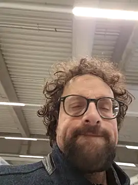 littlehairyman online show from 18, 1, 2025