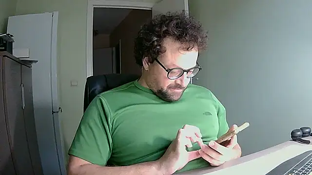 littlehairyman online show from 20, 10, 2025