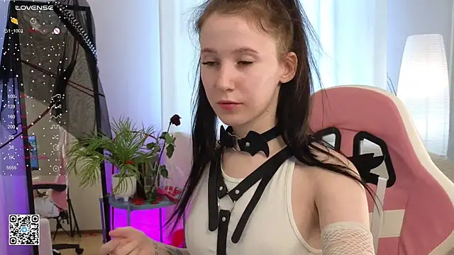 mon lola online show from 16, 2, 2025