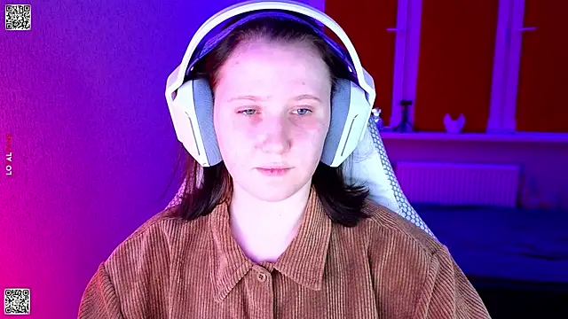 Snapshot of mon_lola chatting on 10, 1, 2026 mon lola online show from 10, 1, 2026