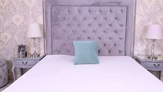 Snapshot of LexiRiley chatting on 10, 10, 2025 LexiRiley online show from 10, 10, 2025