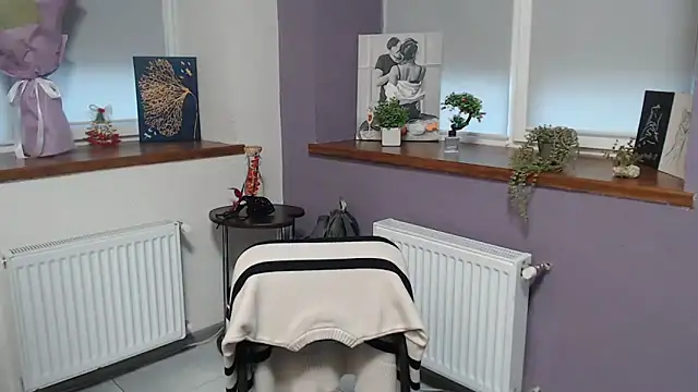 Snapshot of mini_girly chatting on 28, 2, 2025 mini girly online show from 28, 2, 2025