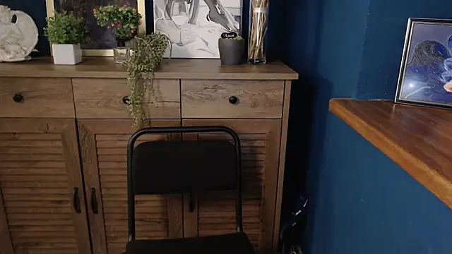 Snapshot of mini_girly chatting on 15, 9, 2025 mini girly online show from 15, 9, 2025