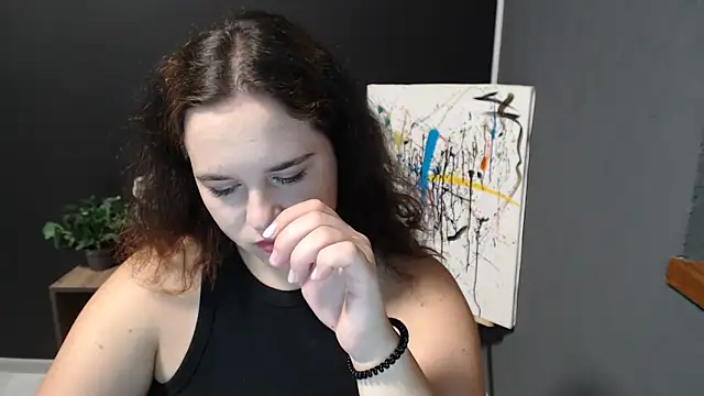 Snapshot of mini_girly chatting on 25, 9, 2025 mini girly online show from 25, 9, 2025