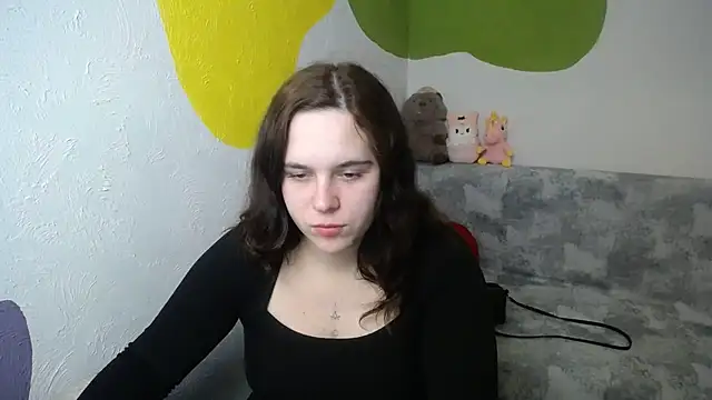 Snapshot of mini_girly chatting on 10, 11, 2025 mini girly online show from 10, 11, 2025