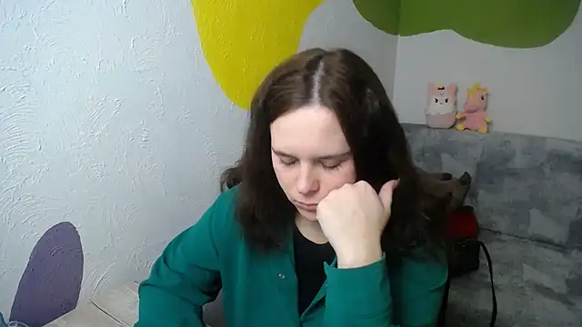 Snapshot of mini_girly chatting on 13, 11, 2025 mini girly online show from 13, 11, 2025