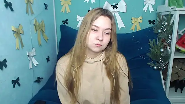 Snapshot of MaryKler chatting on 11, 1, 2025 MaryKler online show from 11, 1, 2025