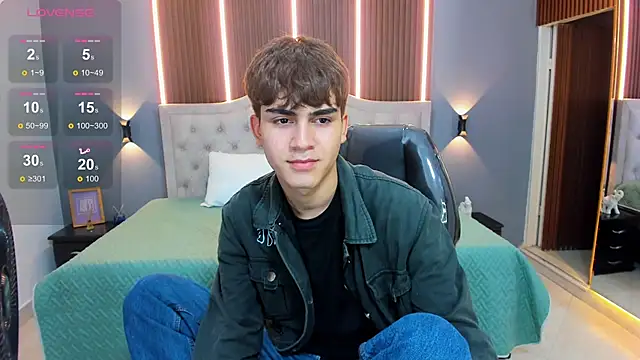 Tommy18   online show from 11, 9, 2025